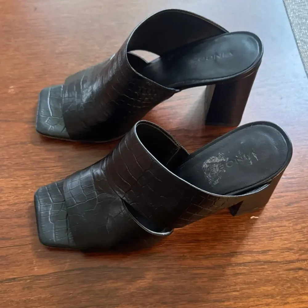 Vince Women's Nelda Cutout Croc-Effect Leather Mules Size 8.5